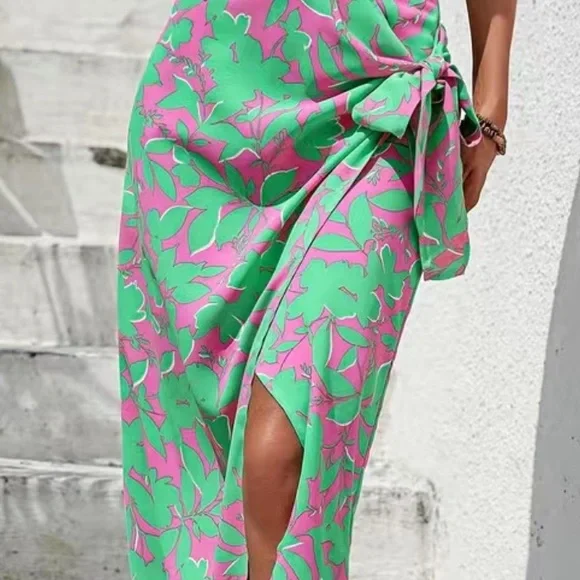 Fun Vacation Wrap Skirt - Picture 5 of 5